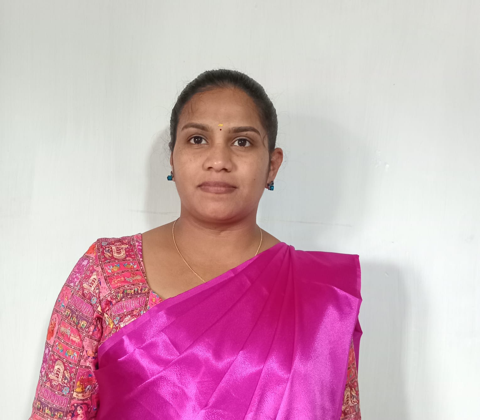 Dharshni Ravindran